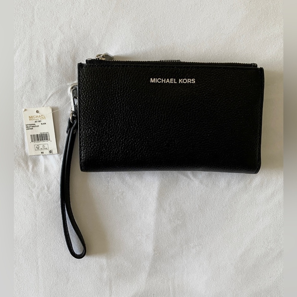 Michael Kors - Adele Leather Smartphone Wallet